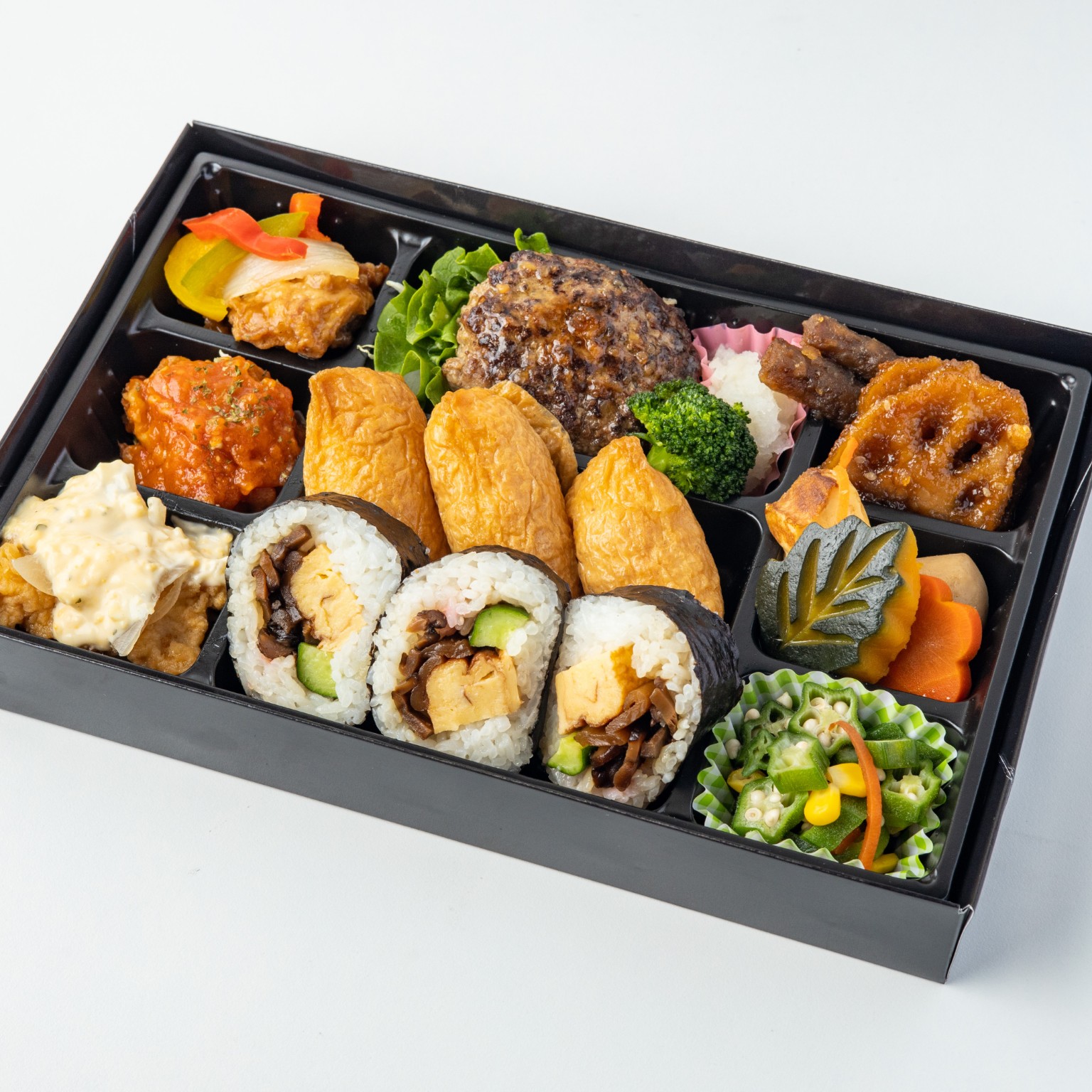 彩り豊かなお弁当の一例